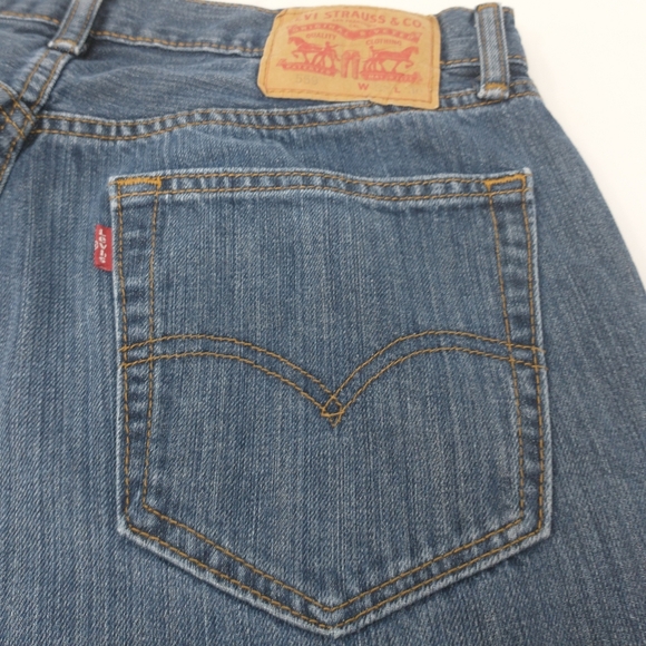 Levi's 559 Relaxed Straight Medium Wash Jeans Men’s Size 33